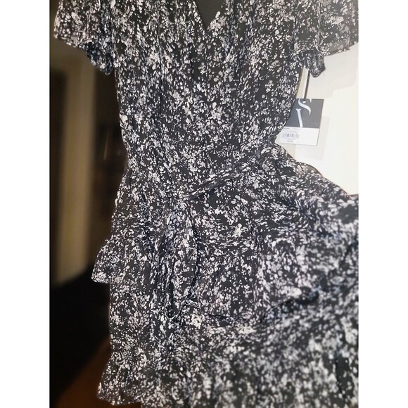 SIMPLY VERA Vera Wang NWT Dress Ruffled Tiered Chiffon Lined Fairy Sz Large Blk - Picture 3 of 16